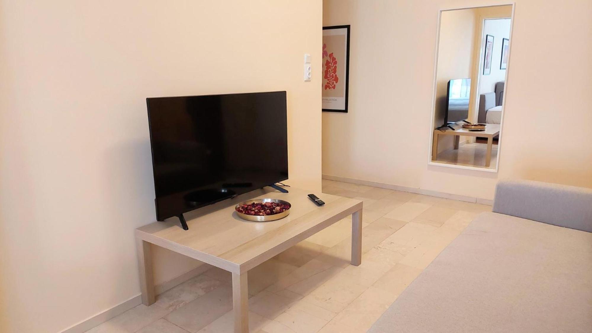 Grand Apartment In Acropolis Museum Athén Kültér fotó